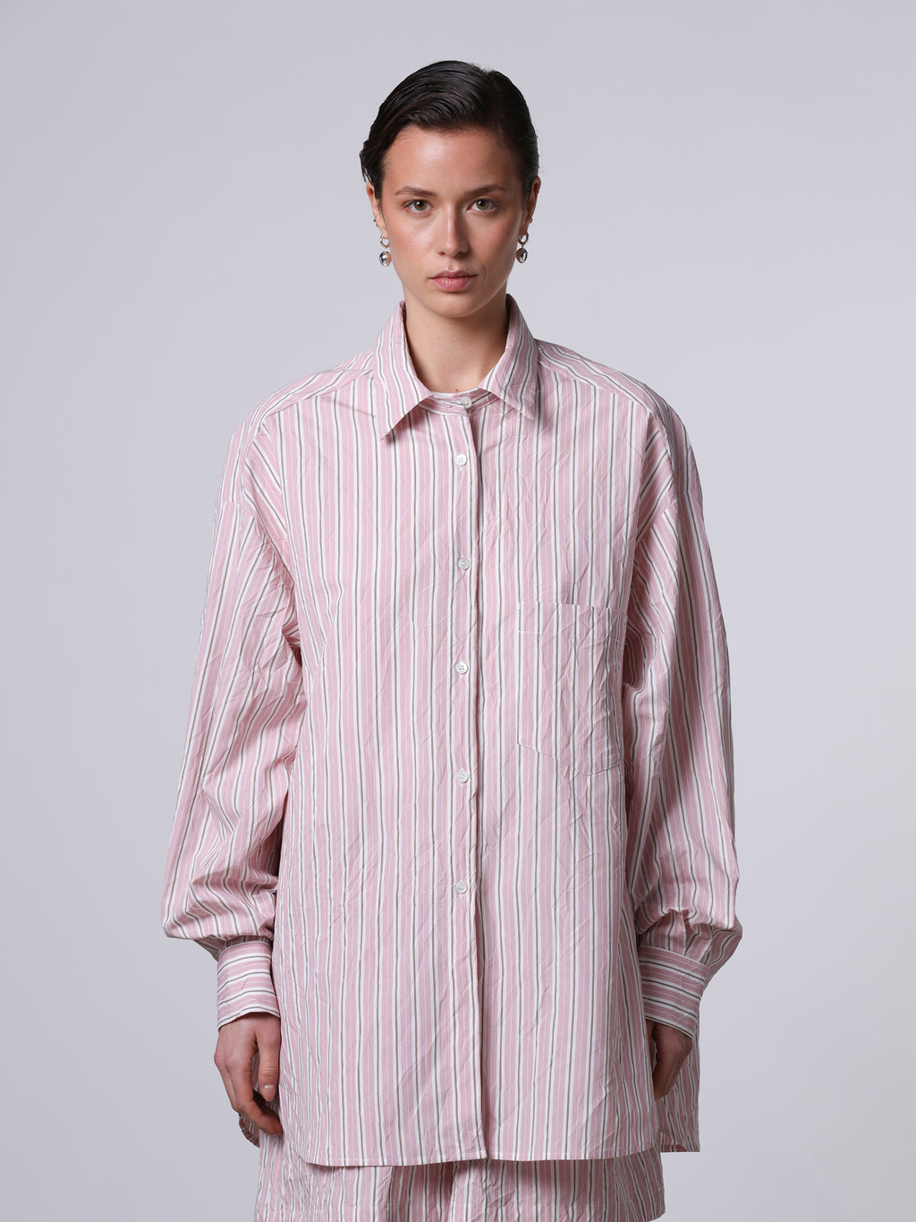 Oversized crinkled shirt