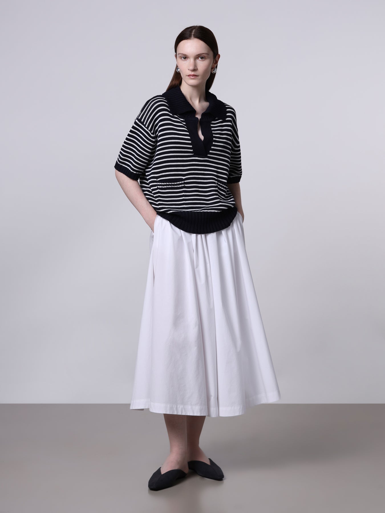 Wide pleated skirt