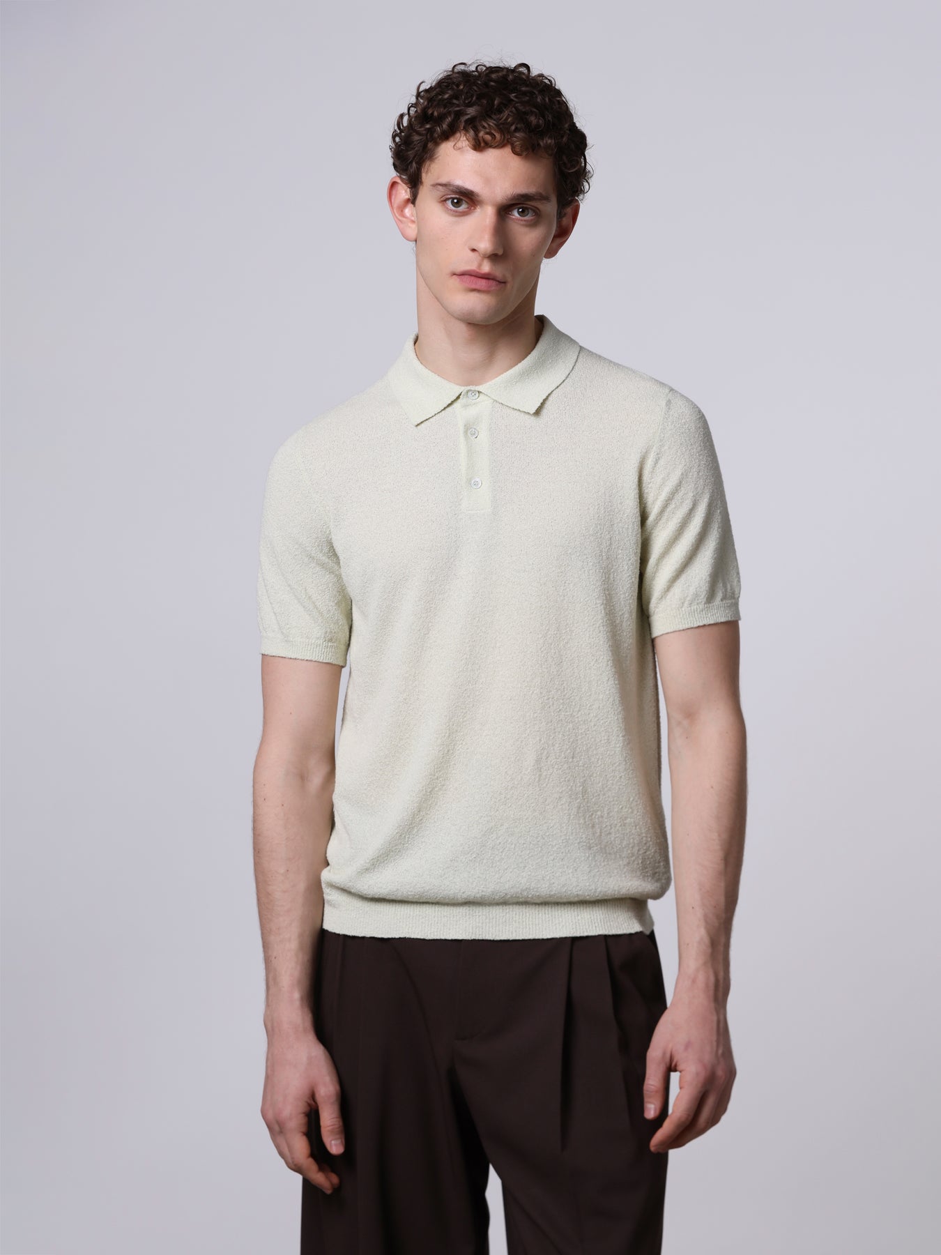 Spongy-texture t-polo