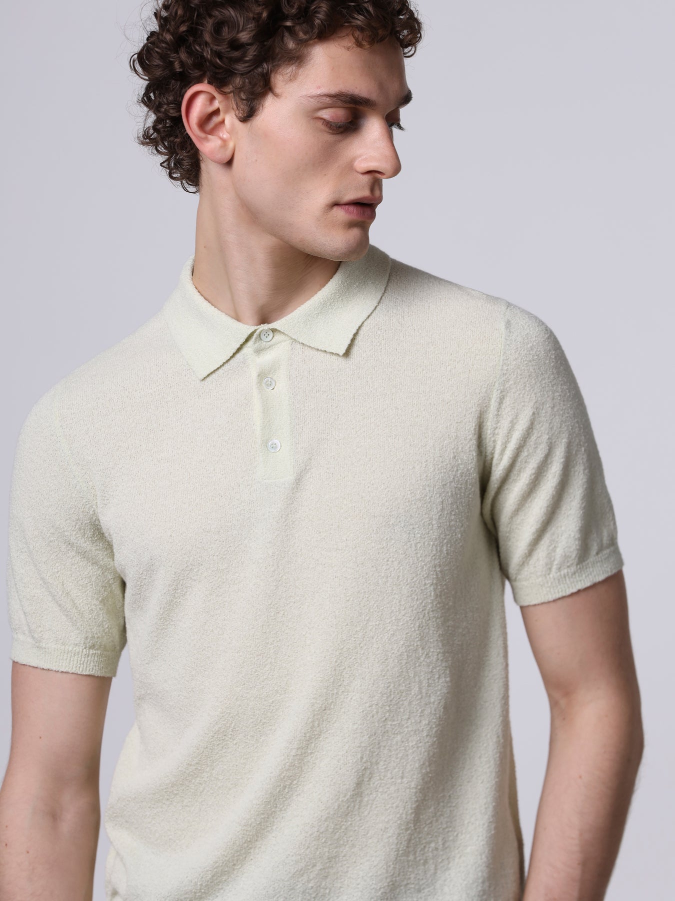 Spongy-texture t-polo