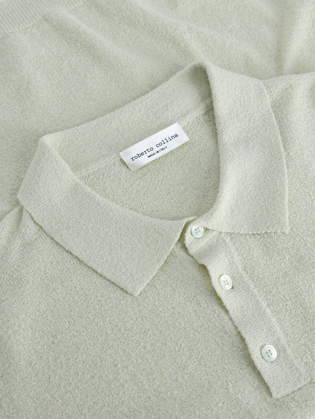 Spongy-texture t-polo