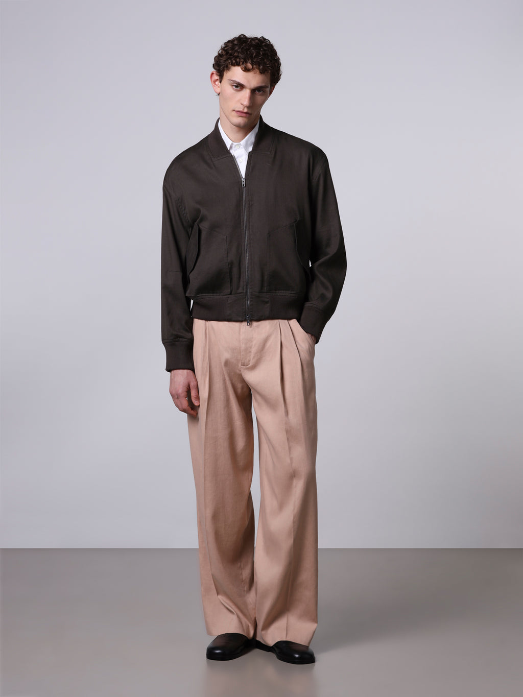 Pleated trousers