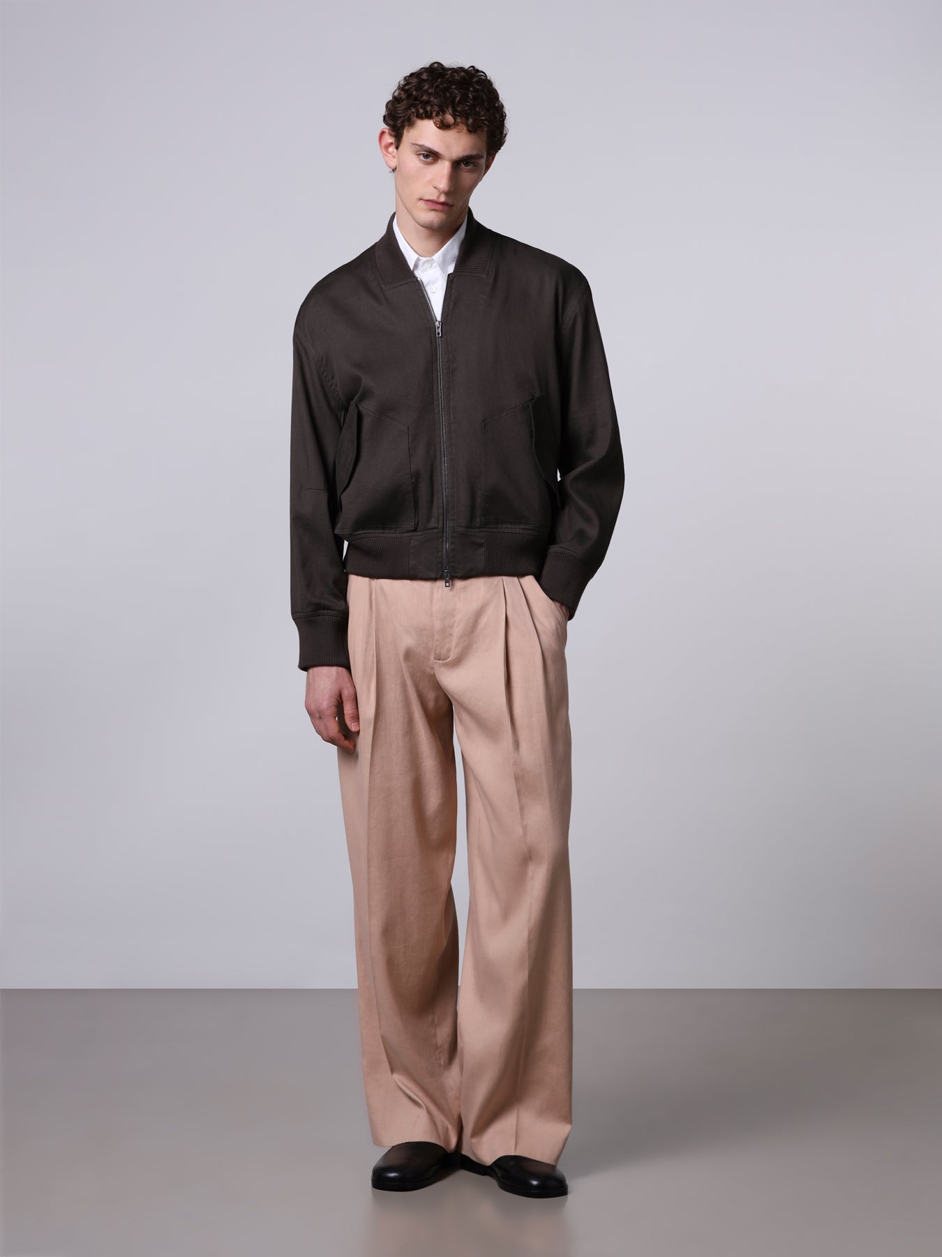Pleated trousers