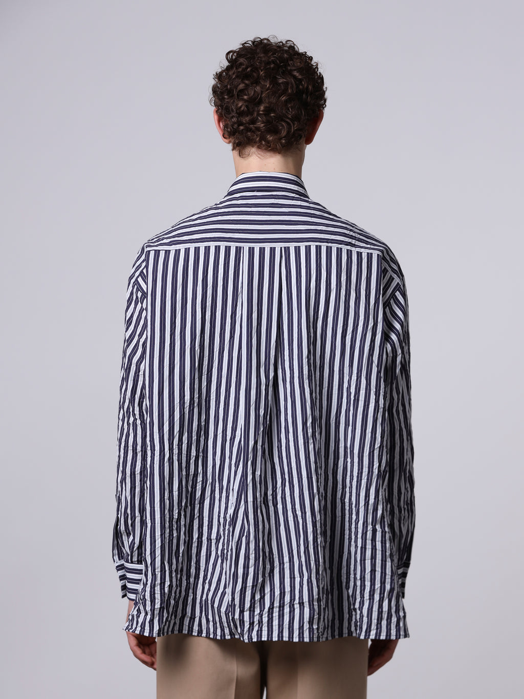 Oversized crinkled shirt