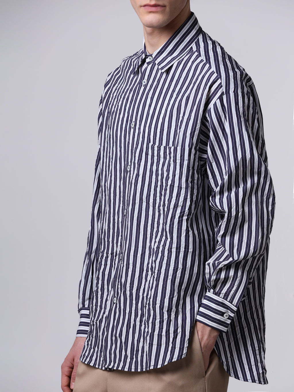 Oversized crinkled shirt