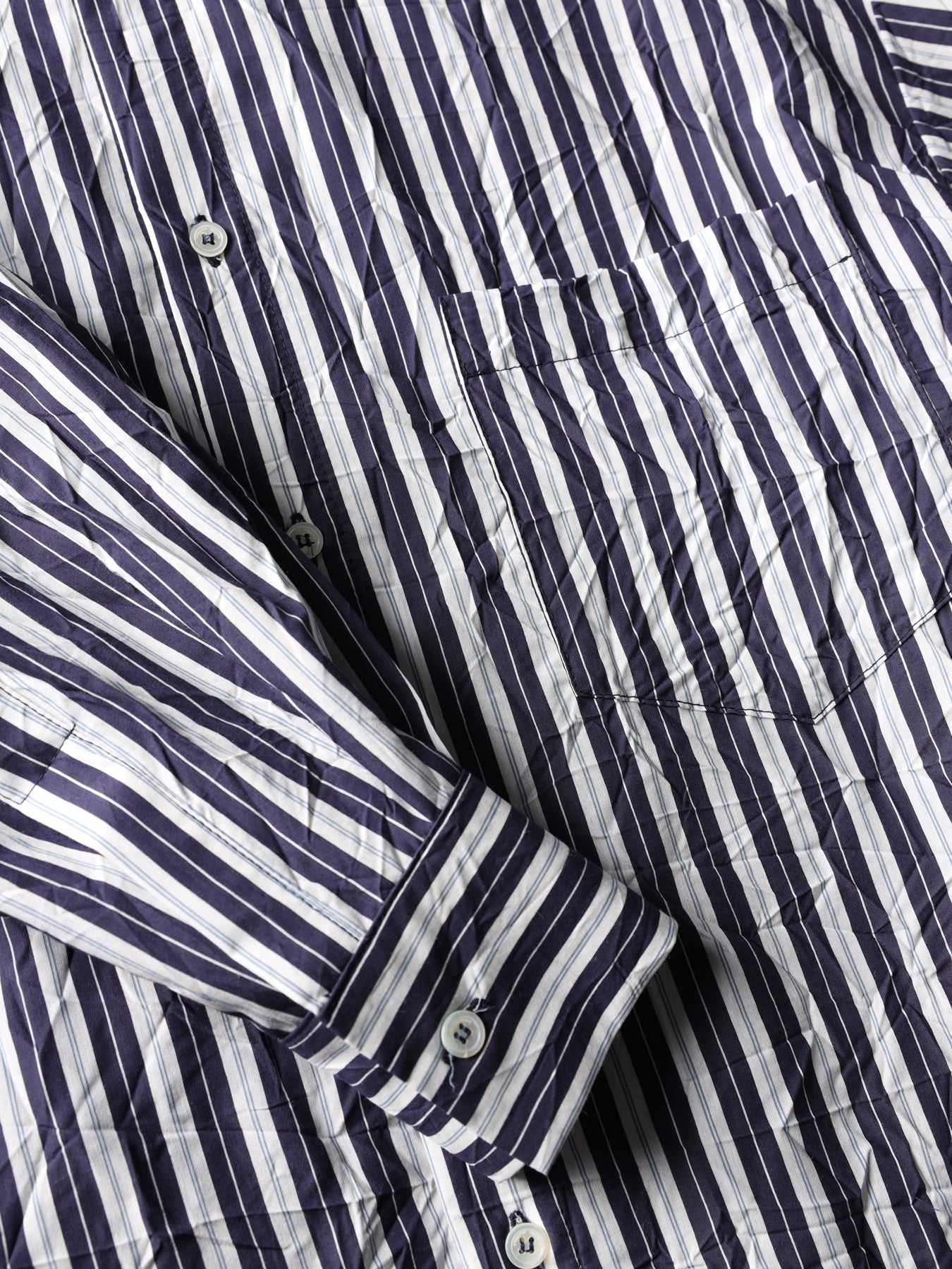 Oversized crinkled shirt