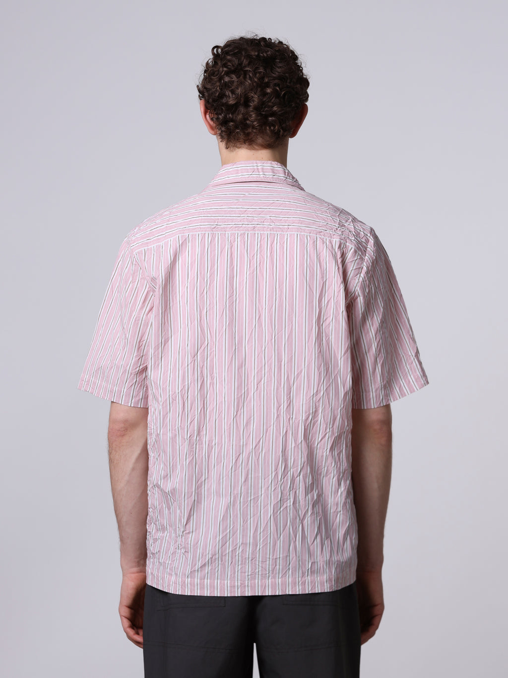 Oversized short sleeves crinkled shirt