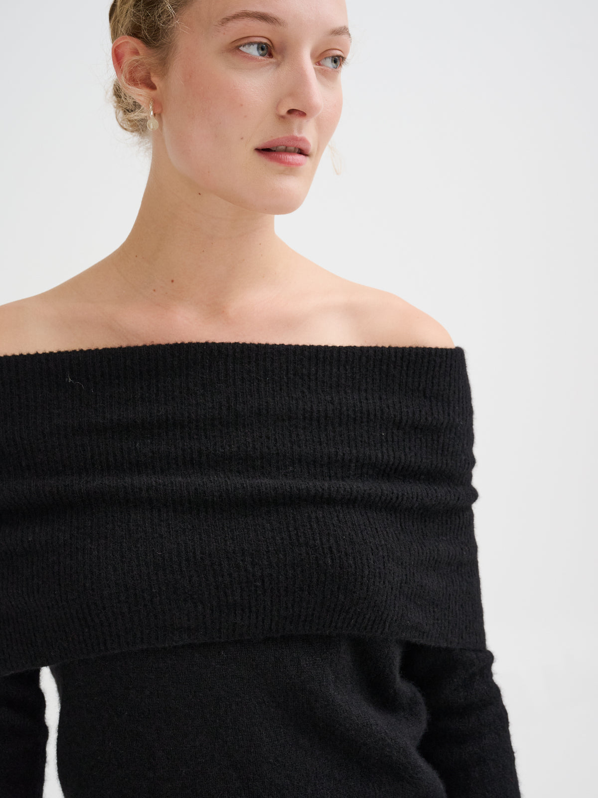 Cashmere and silk off-the-shoulder sweater