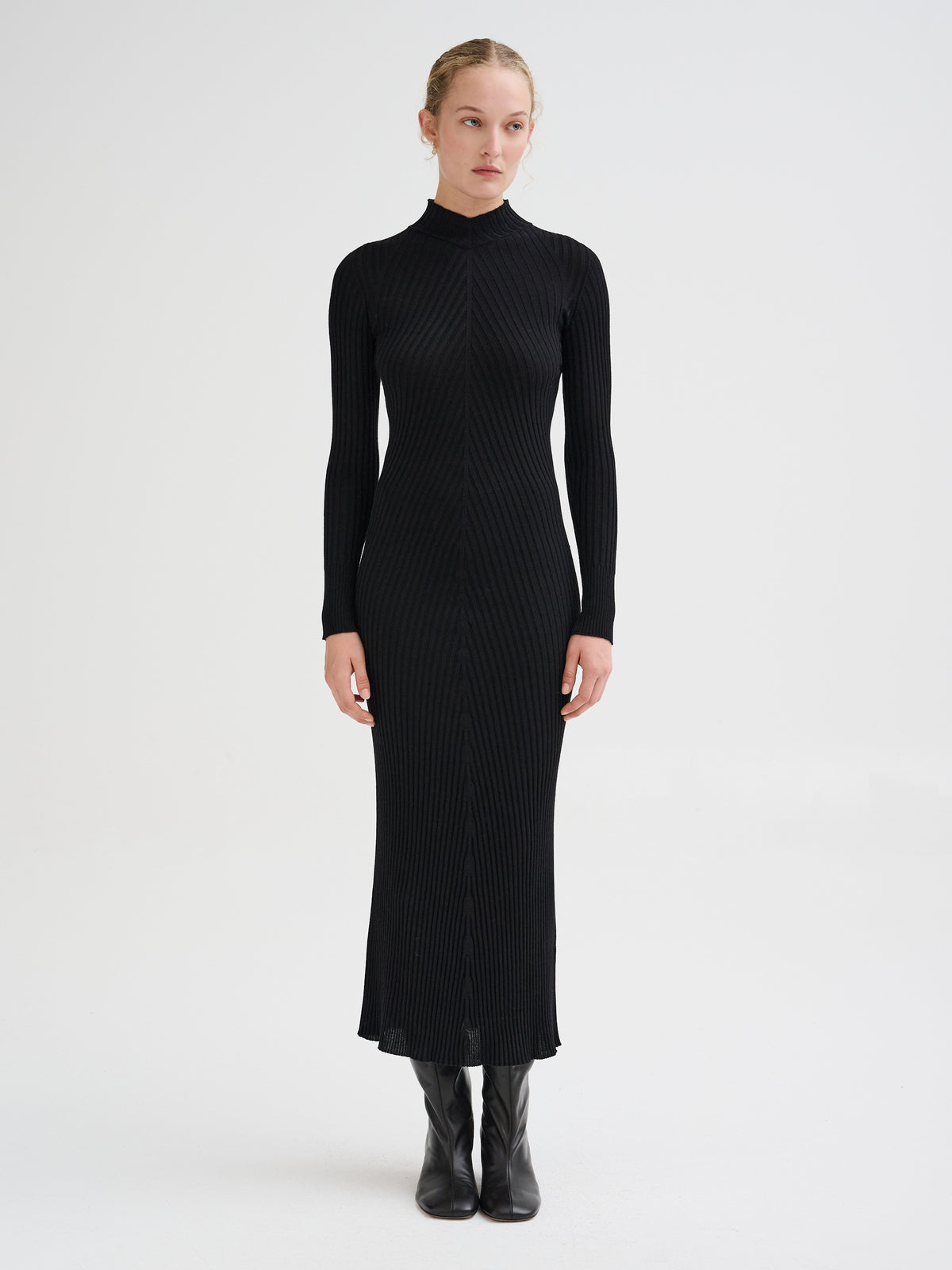 Merino wool ribbed midi dress