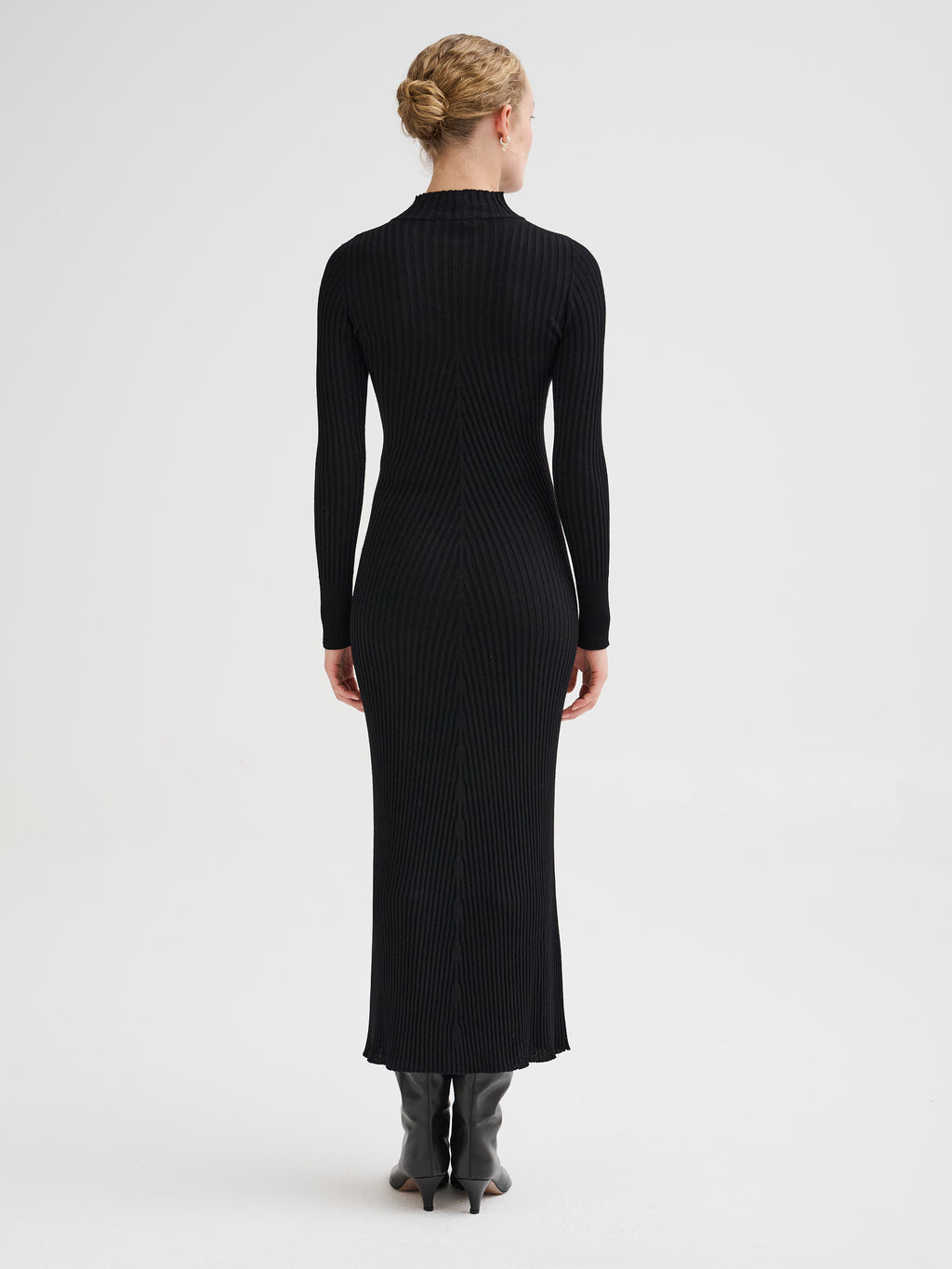 Merino wool ribbed midi dress