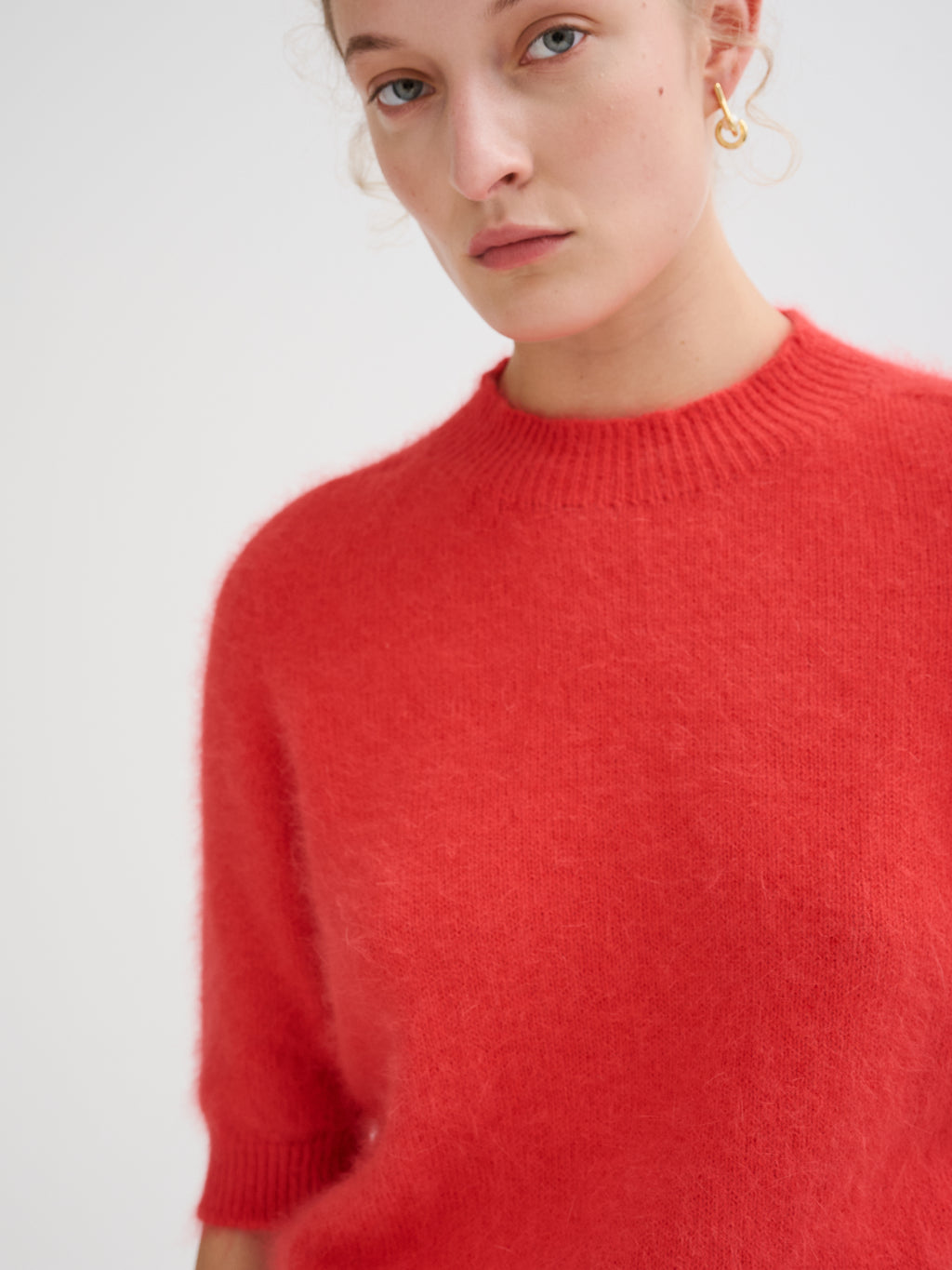 Short-sleeve angora sweater