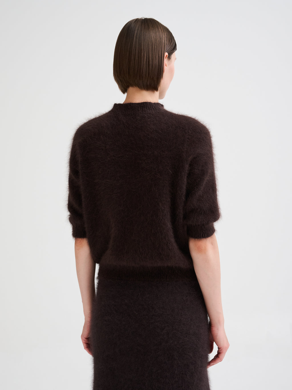 Short-sleeve angora sweater