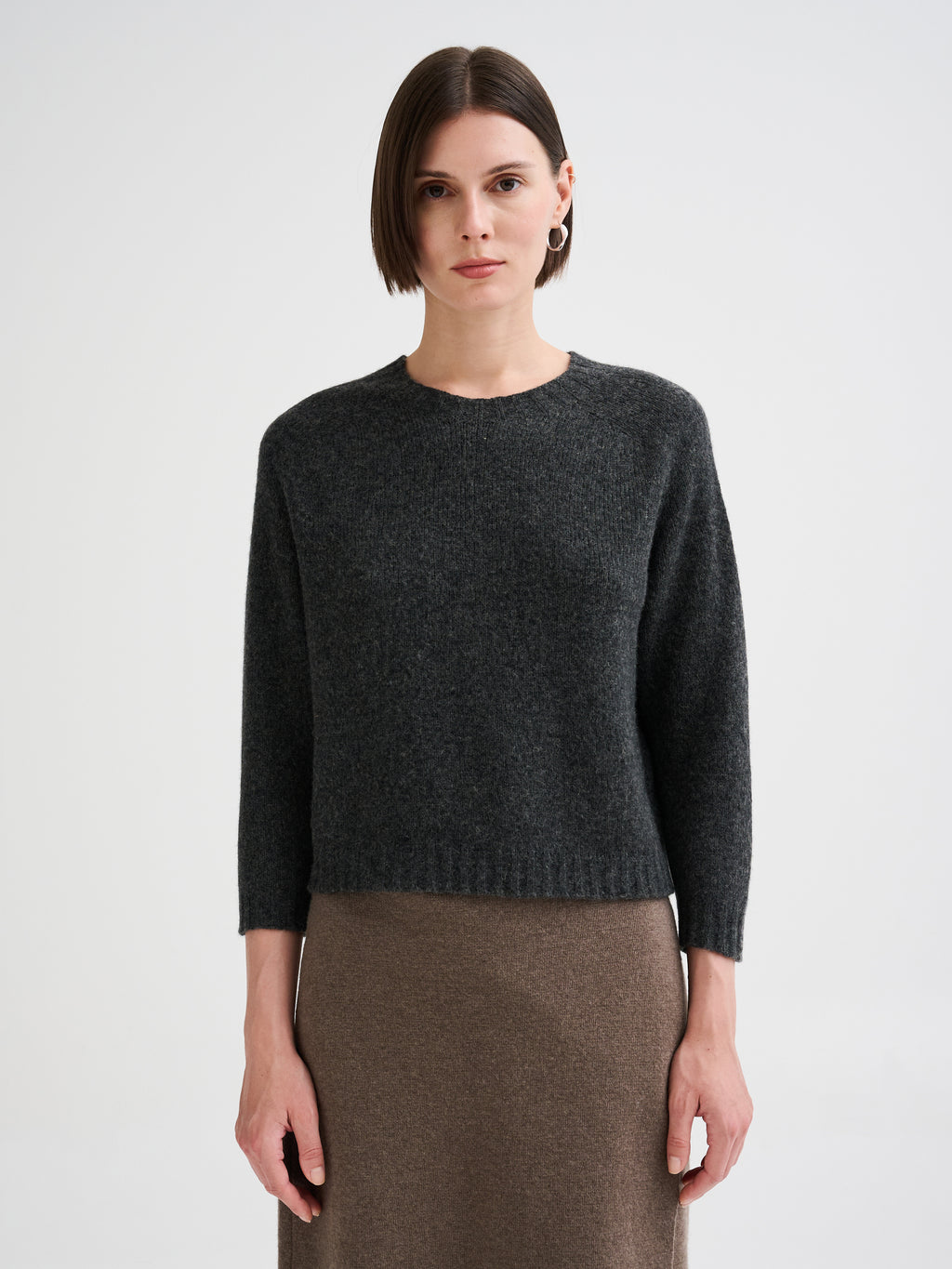Three-quarter sleeve wool and camel sweater