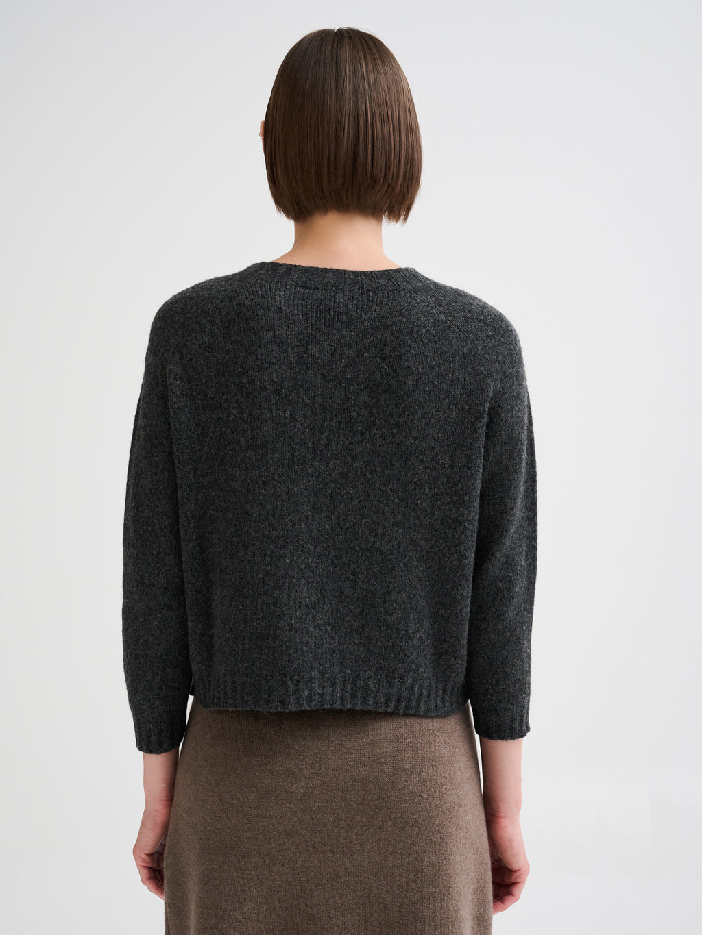 Three-quarter sleeve wool and camel sweater