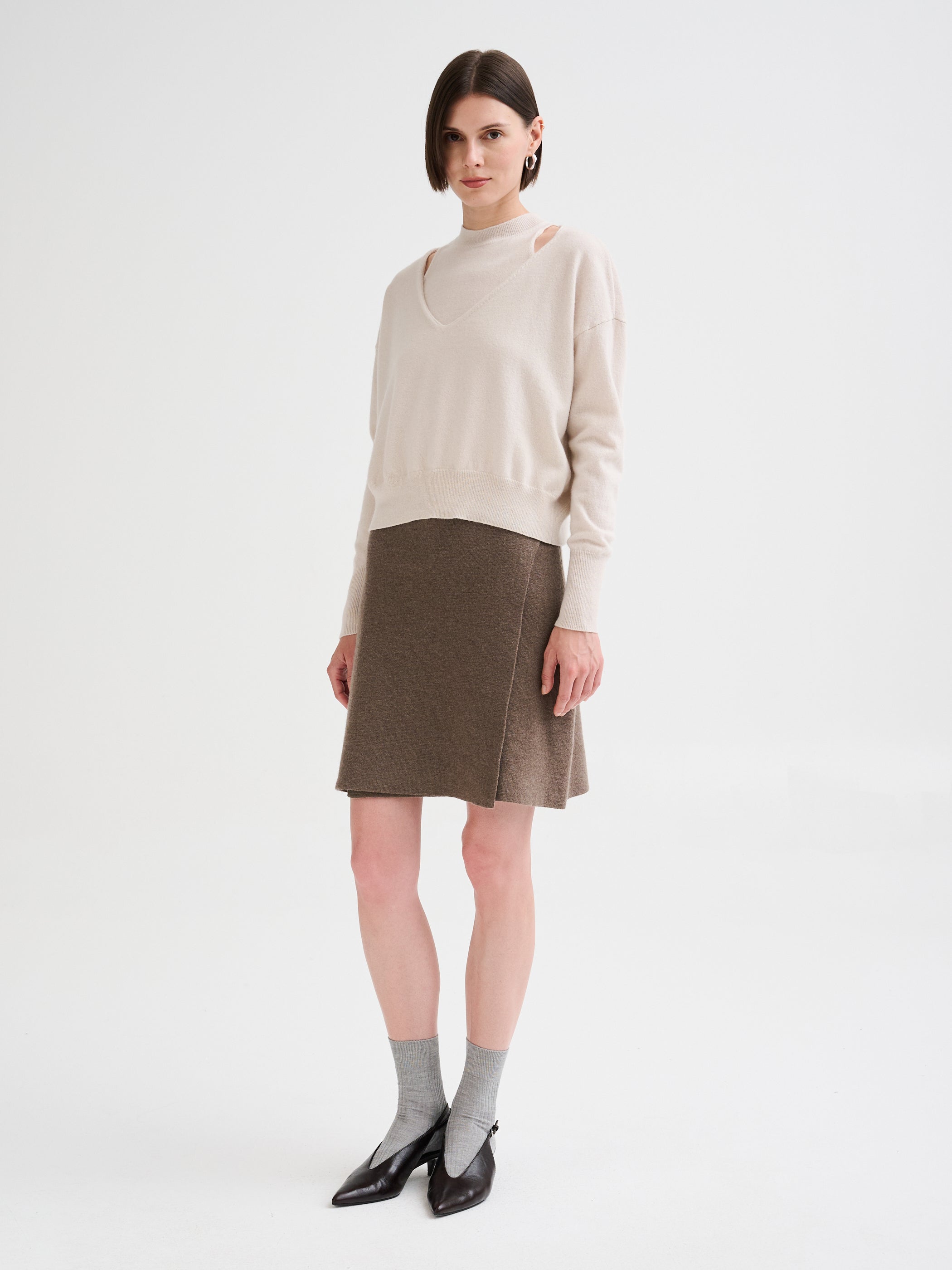 Merino wool and cashmere V-neck sweater