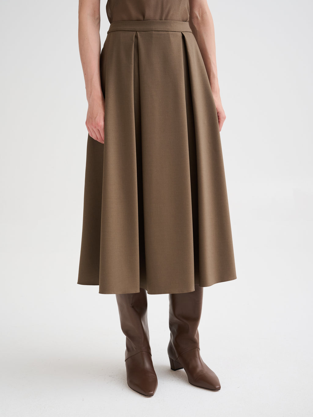 Pleated midi skirt