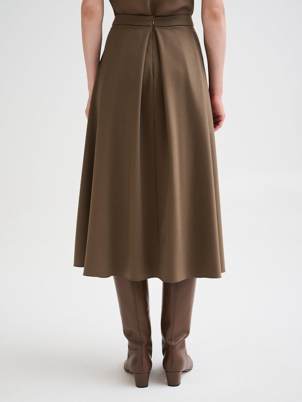 Pleated midi skirt