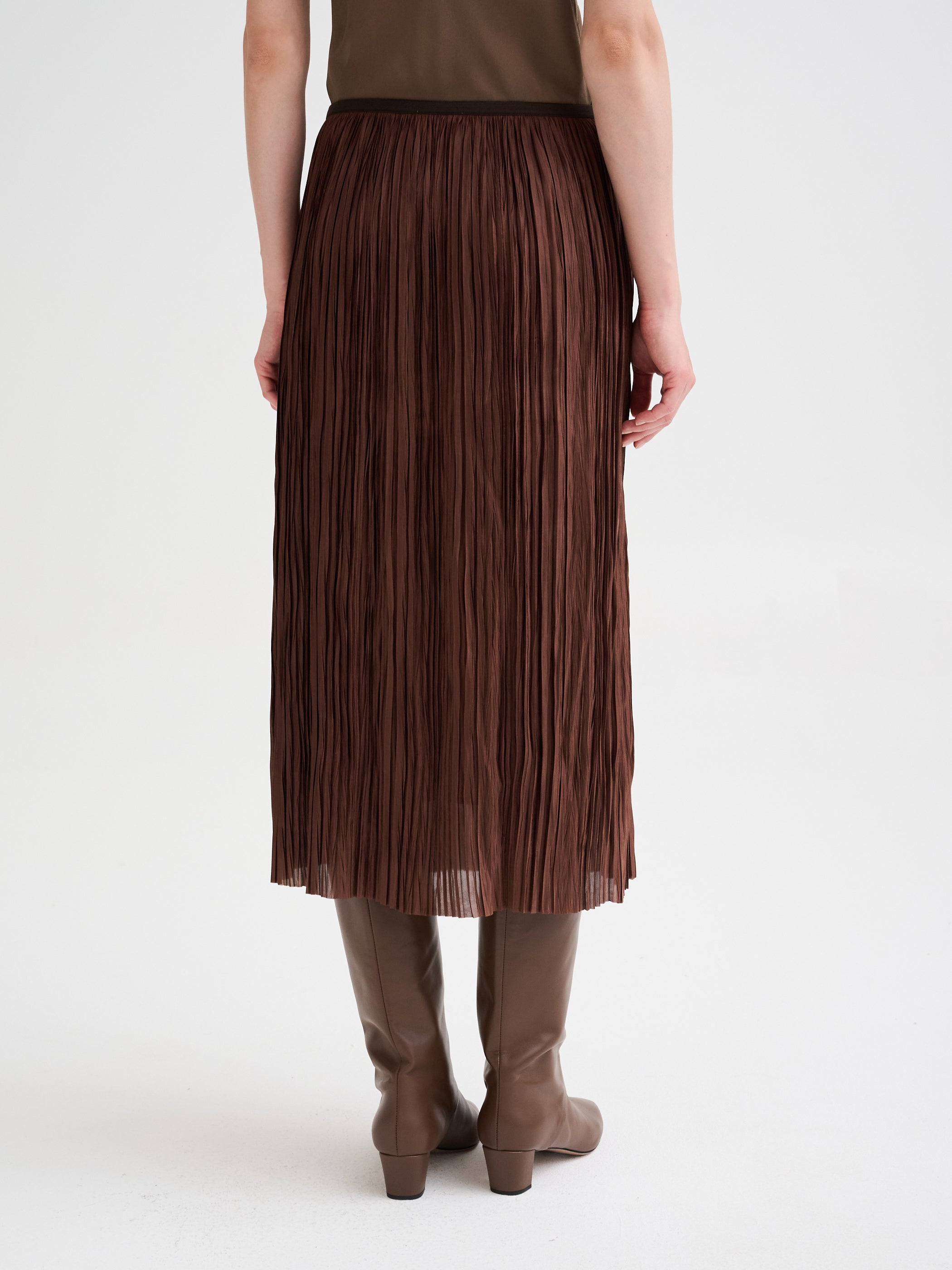 Pleated midi skirt
