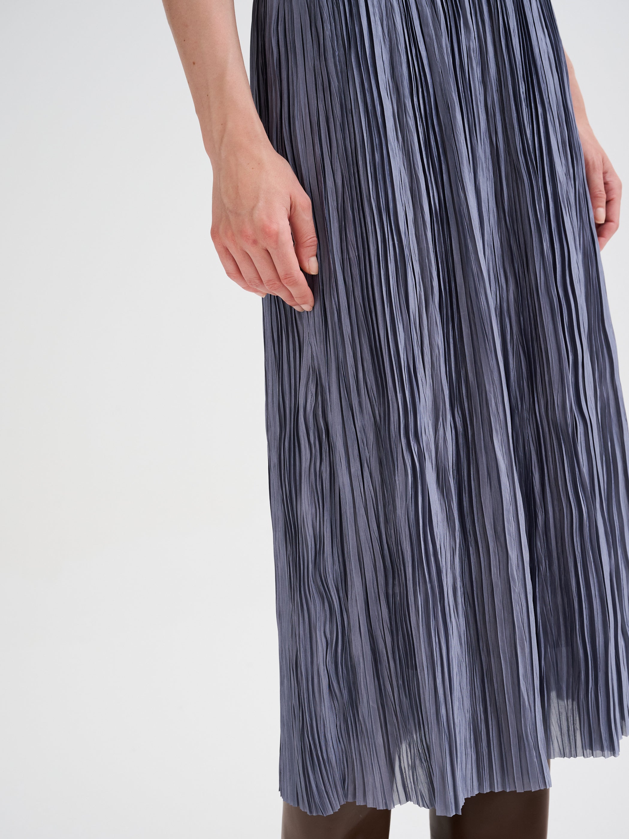 Pleated midi skirt