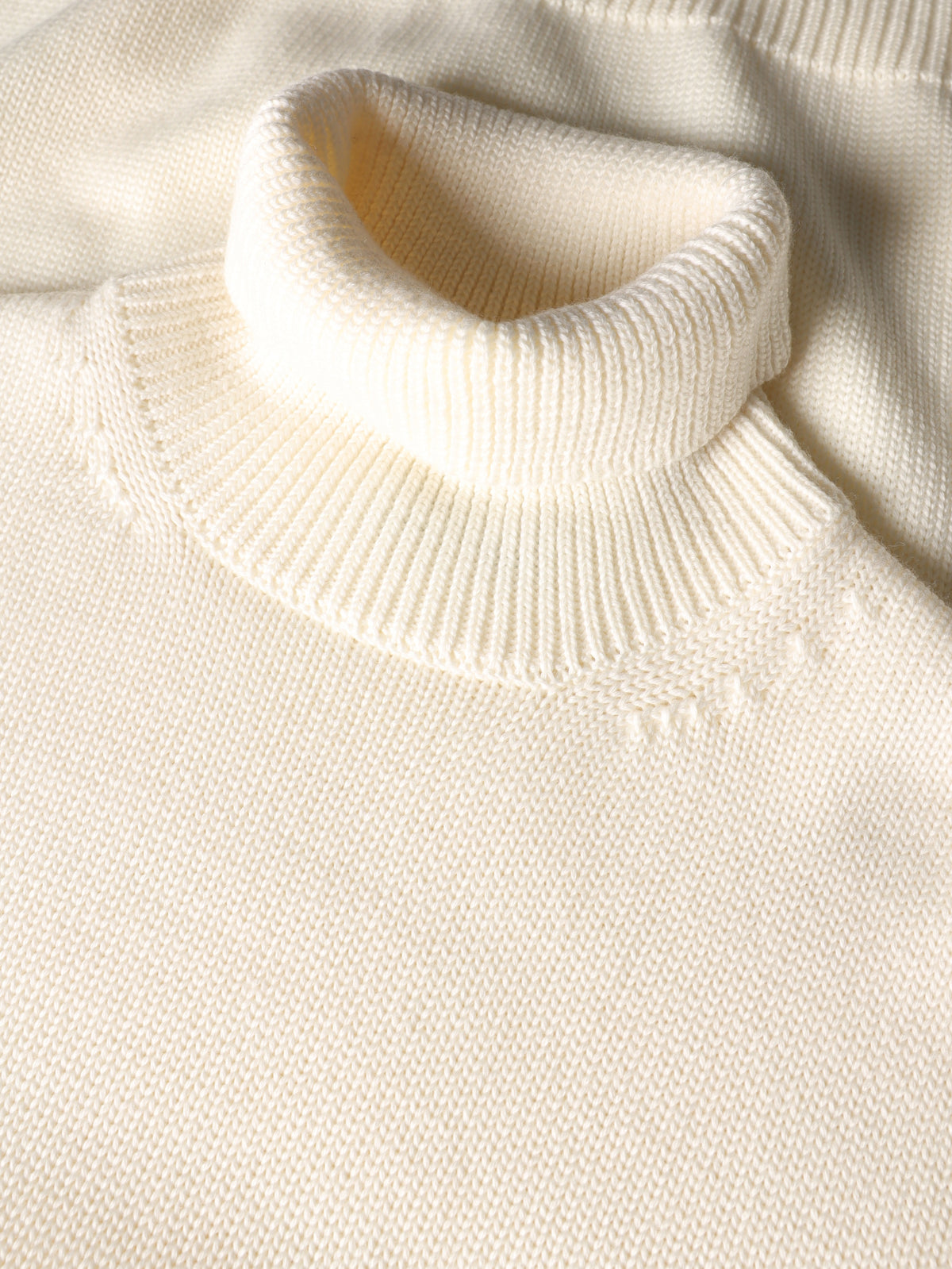 Merino wool turtleneck