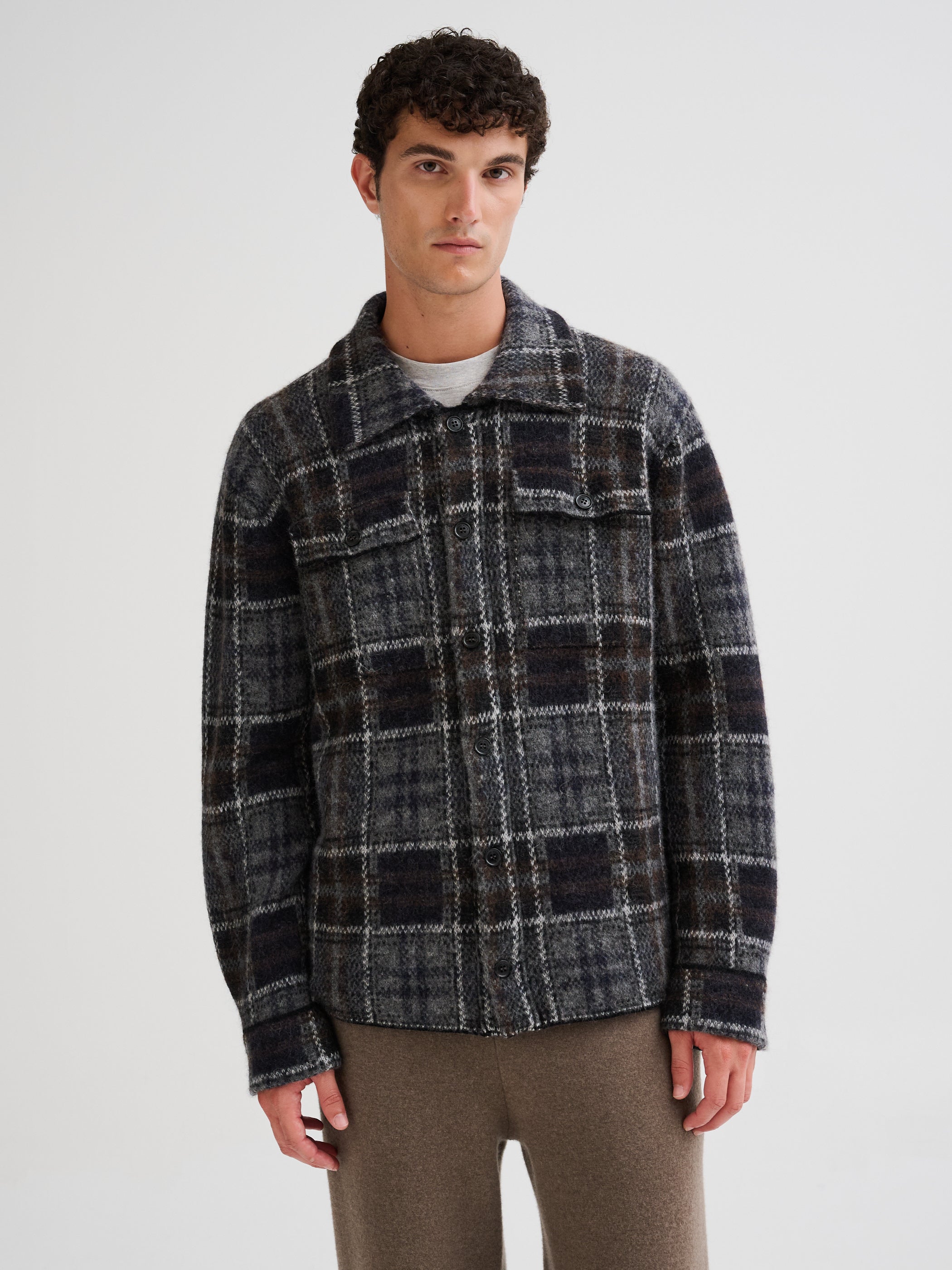 Check knit shirt