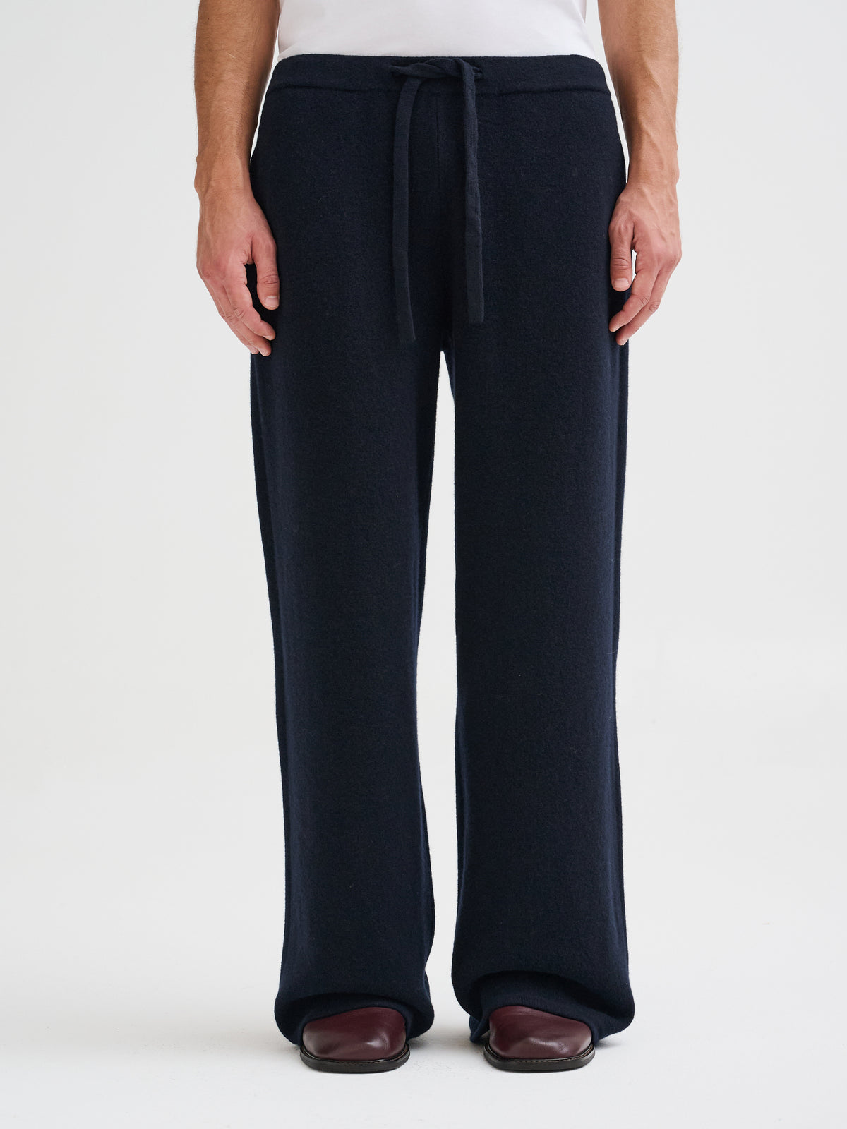 Wide-leg knit trousers