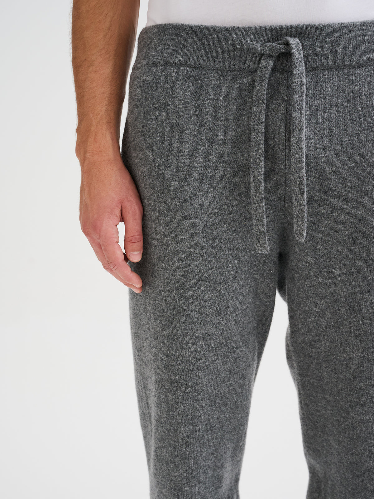 Knitted jogger trousers