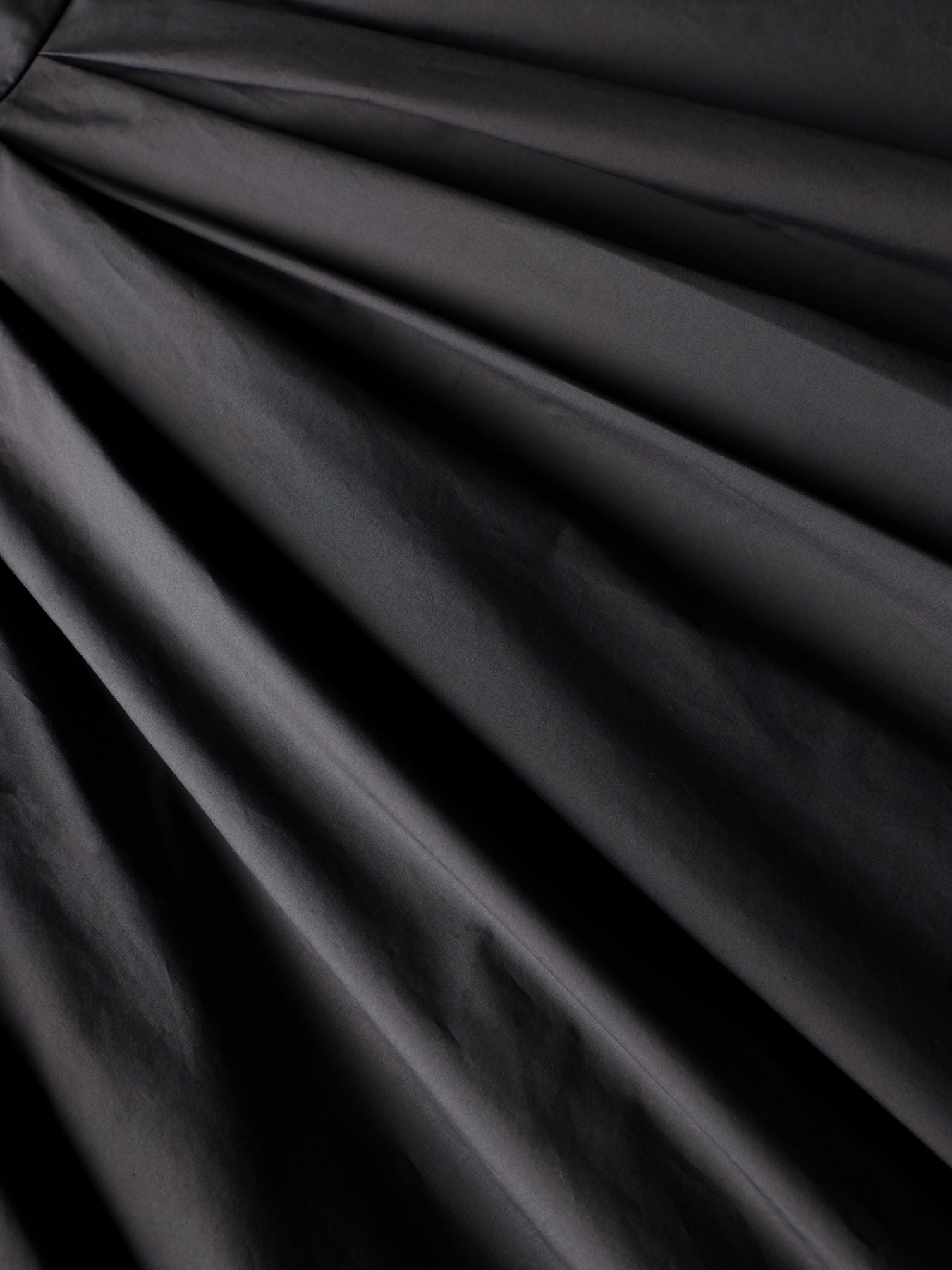 Gonna ampia a pieghe