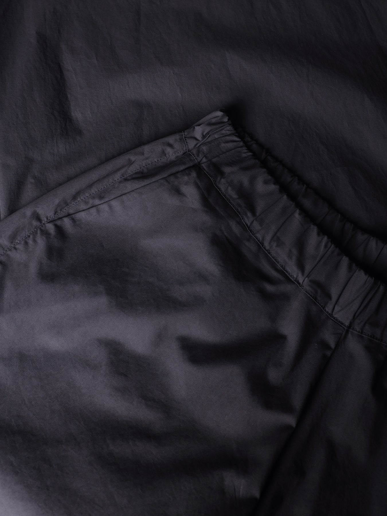 Wide cropped trousers