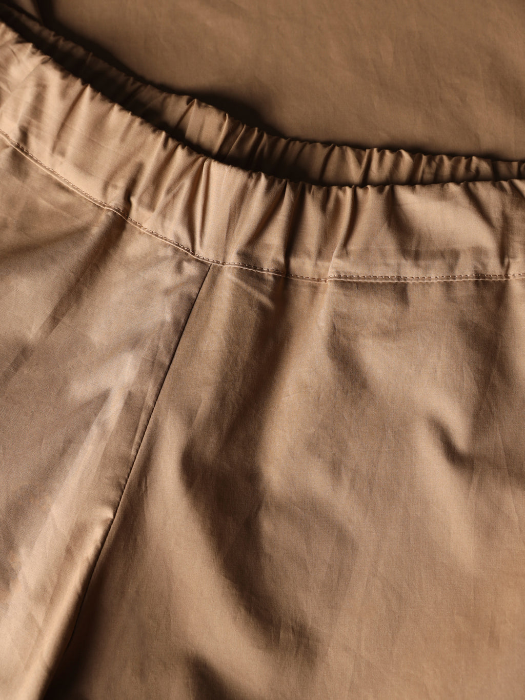 Wide cropped trousers