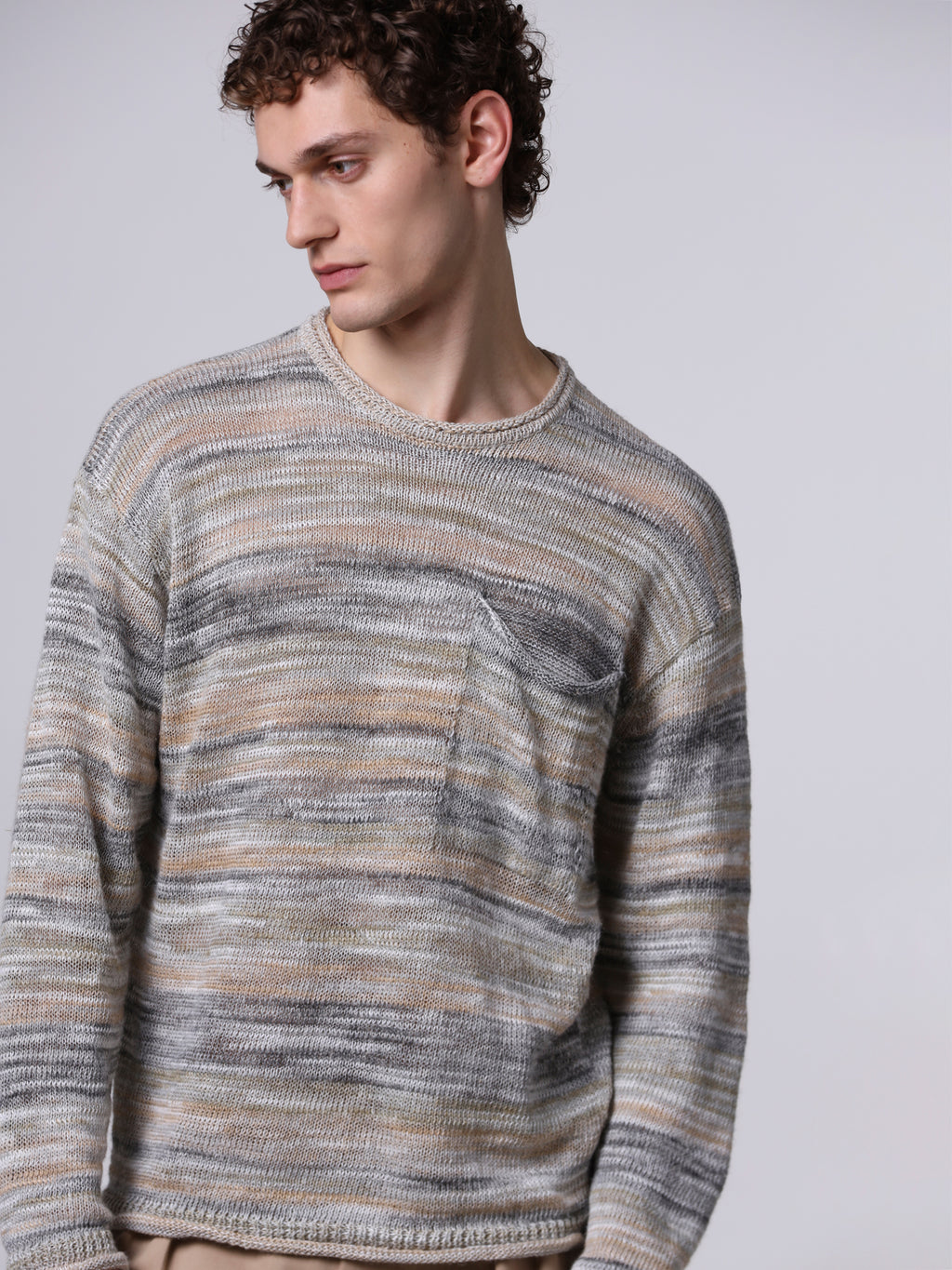 Linen sweater with pocket