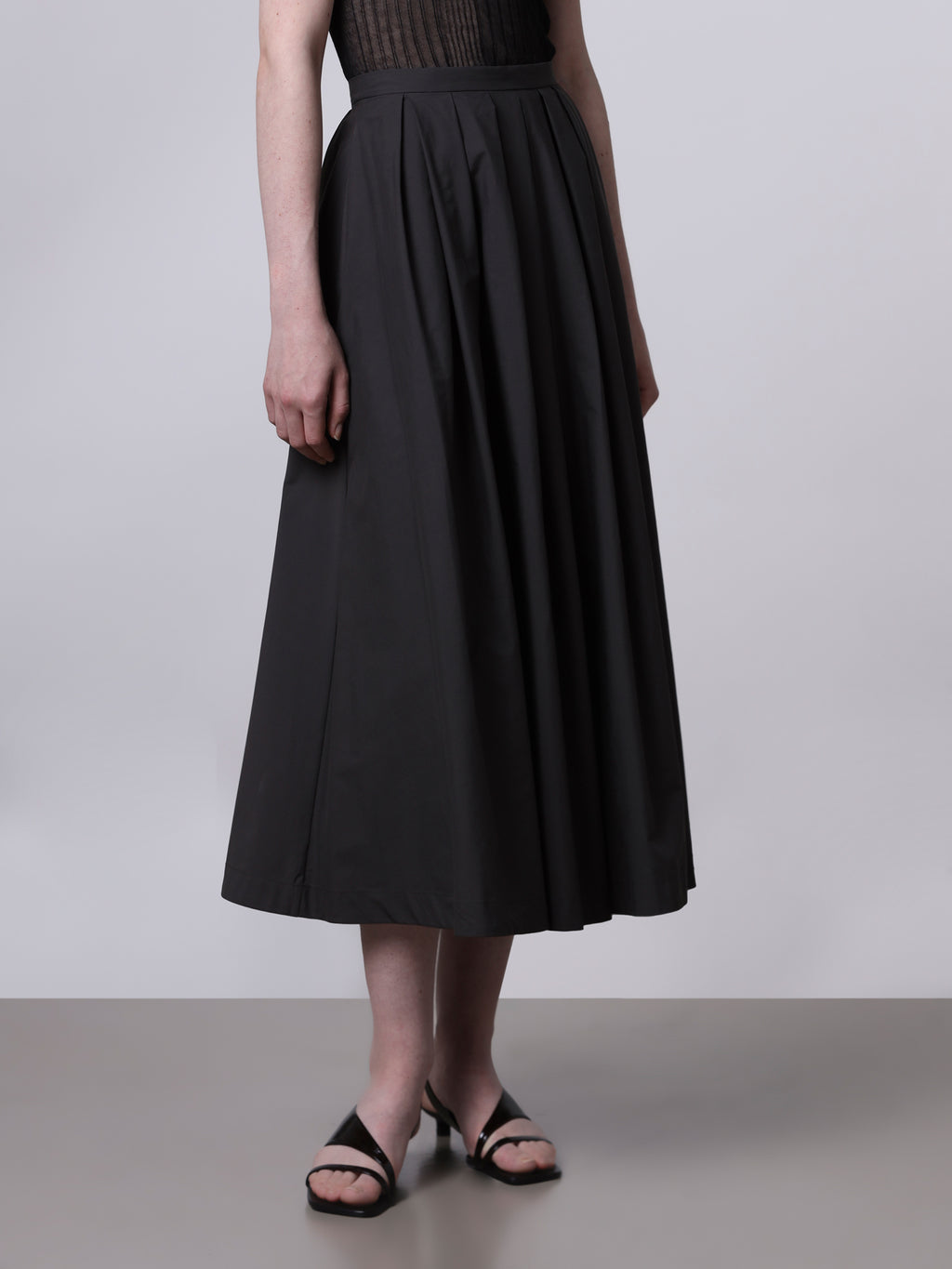 Gonna ampia a pieghe