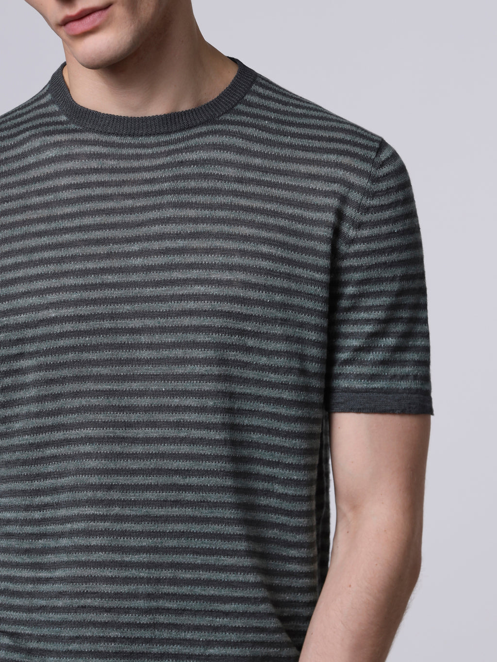 Striped linen t-shirt