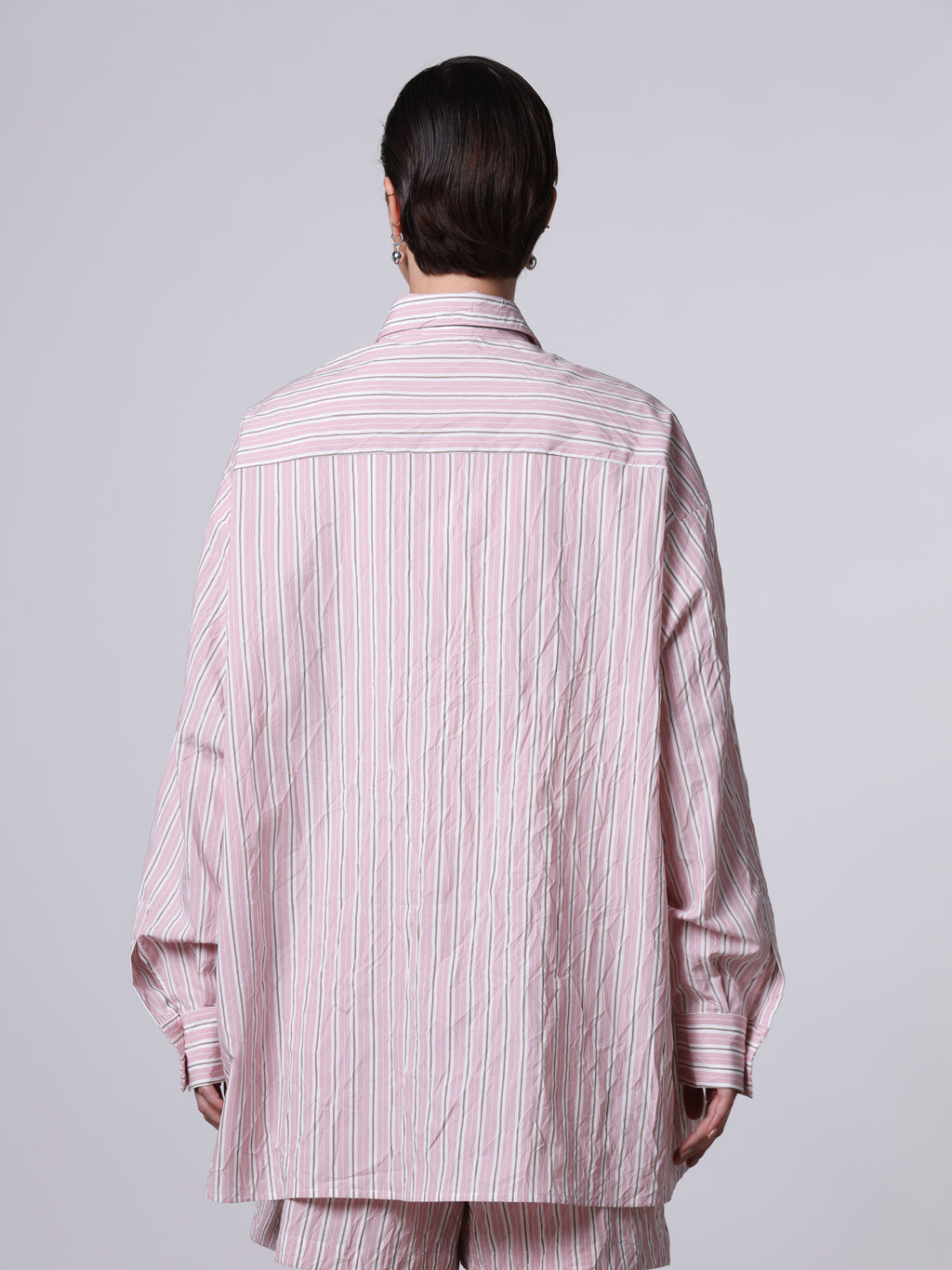 Oversized crinkled shirt