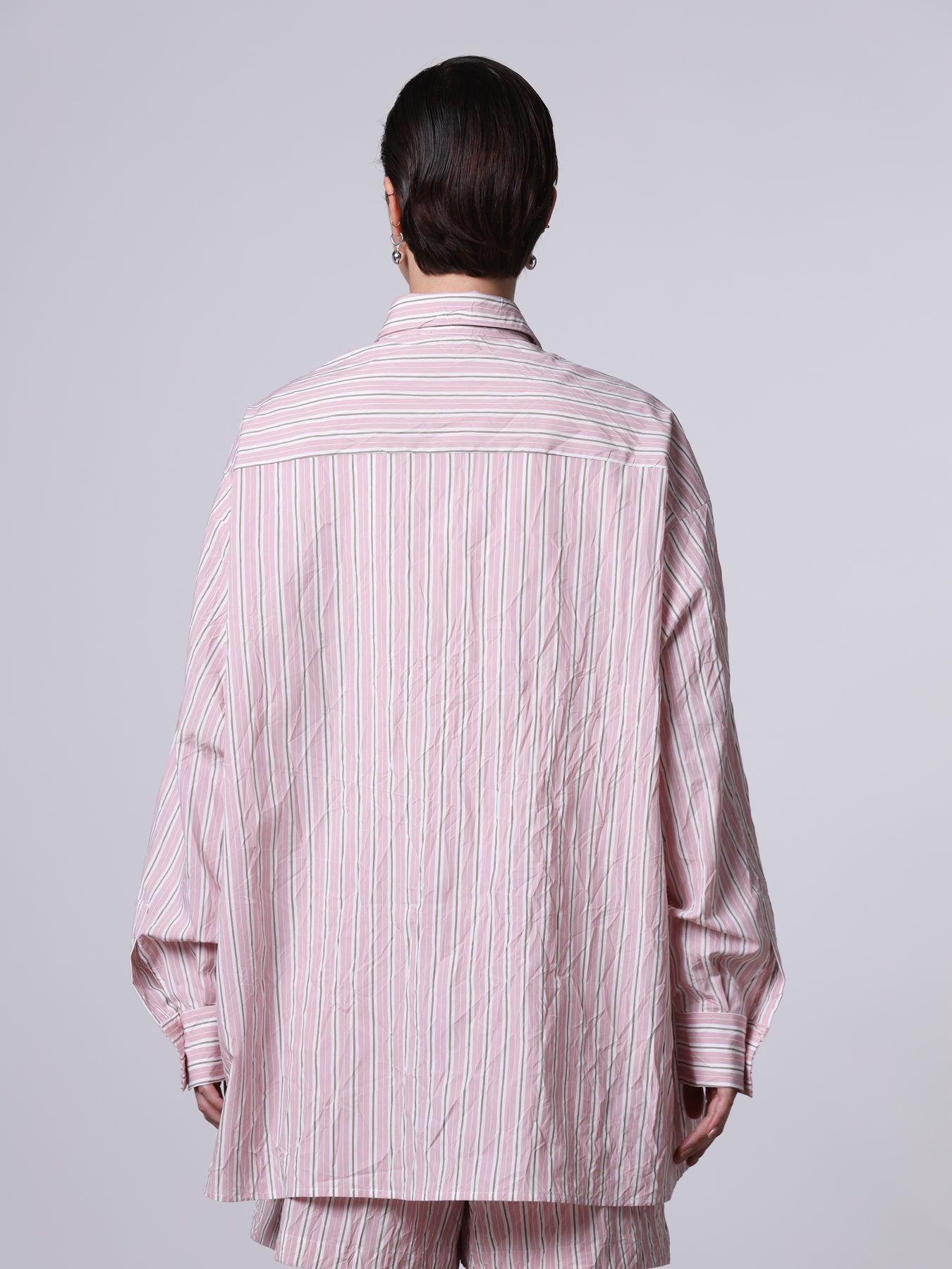 Oversized crinkled shirt