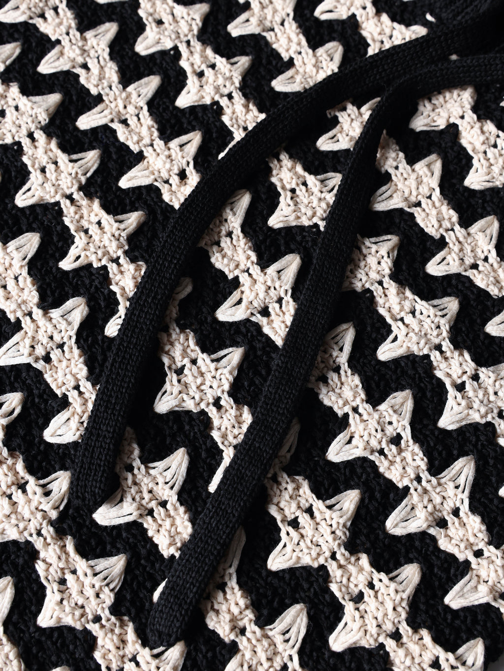 Bicolor jacquard mini-skirt