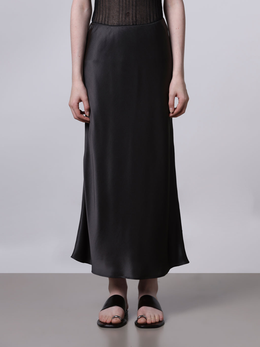 Silk longuette skirt