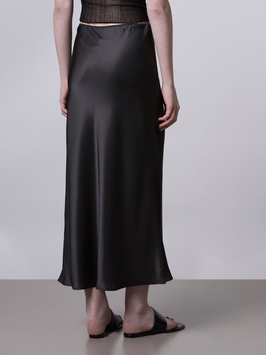 Silk longuette skirt