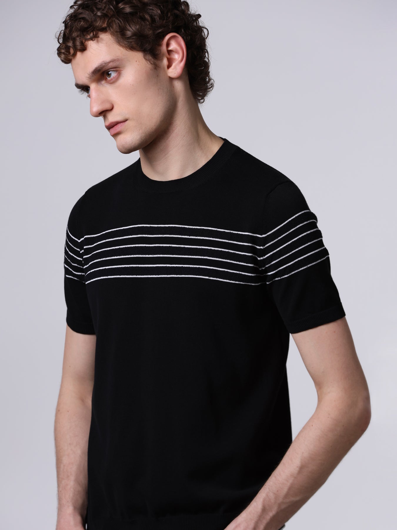 Detail stripe t-shirt