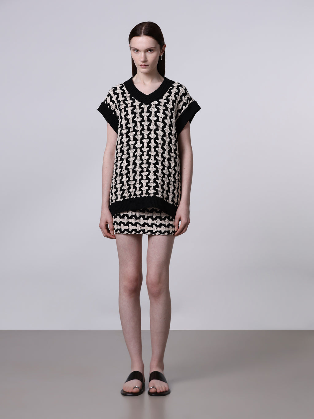 Bicolor jacquard mini-skirt