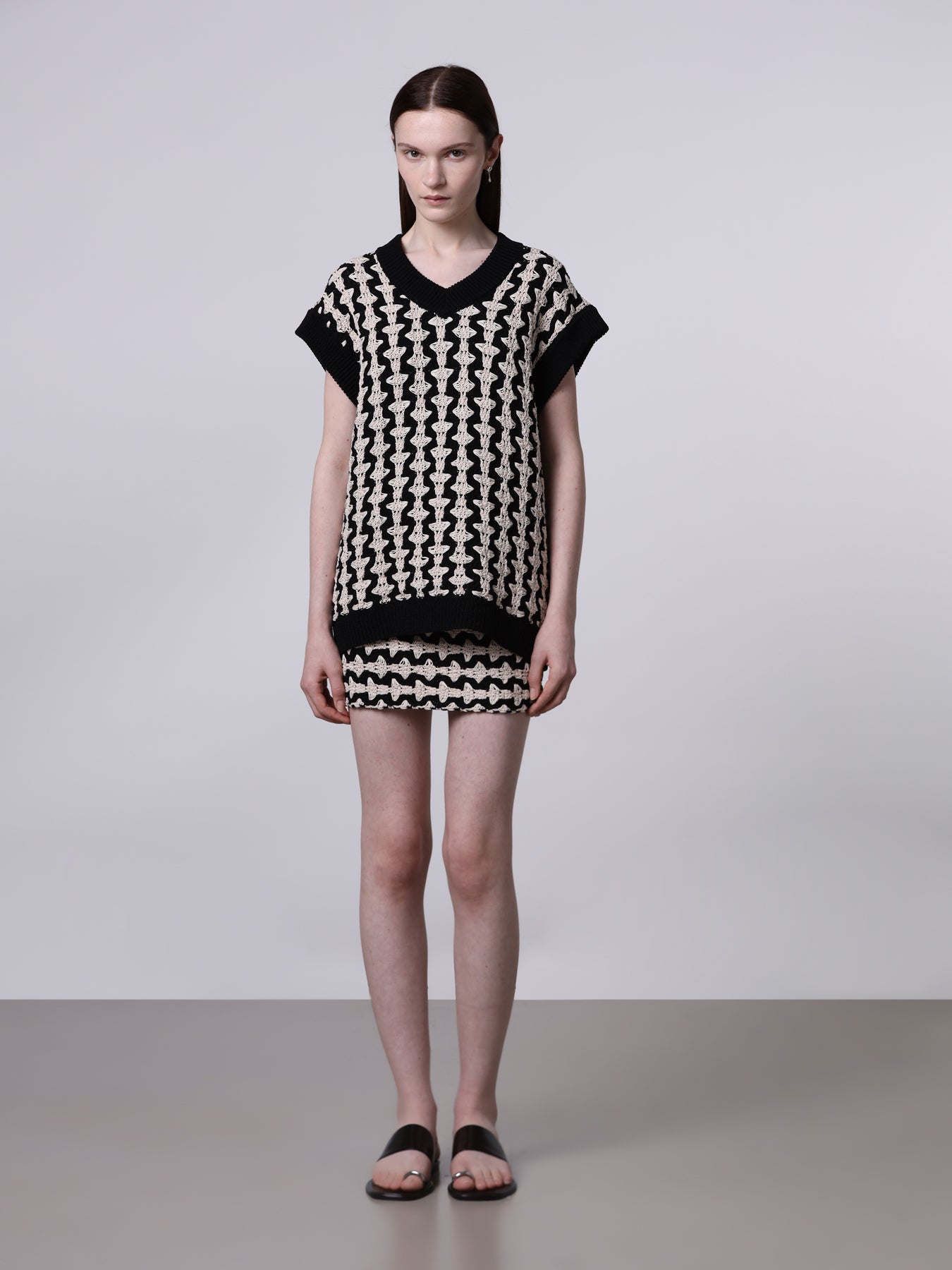 Bicolor jacquard mini-skirt